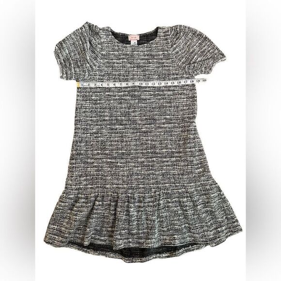 LOVE ADY Textured mini dress with short puffed sleeves and ruffled hem EUC sz M - Picture 12 of 15